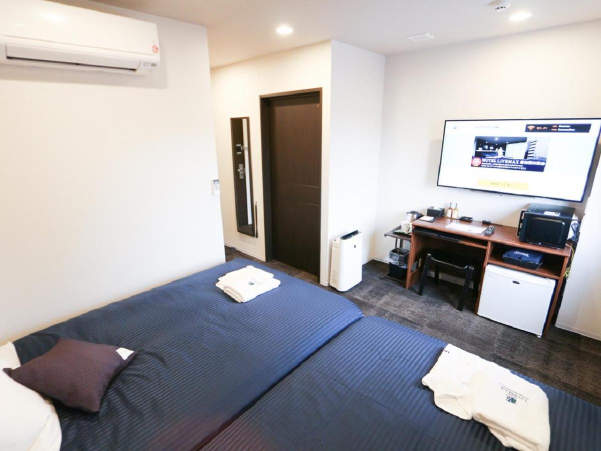 Livemax Aichi Toyota Ekimae Hotel